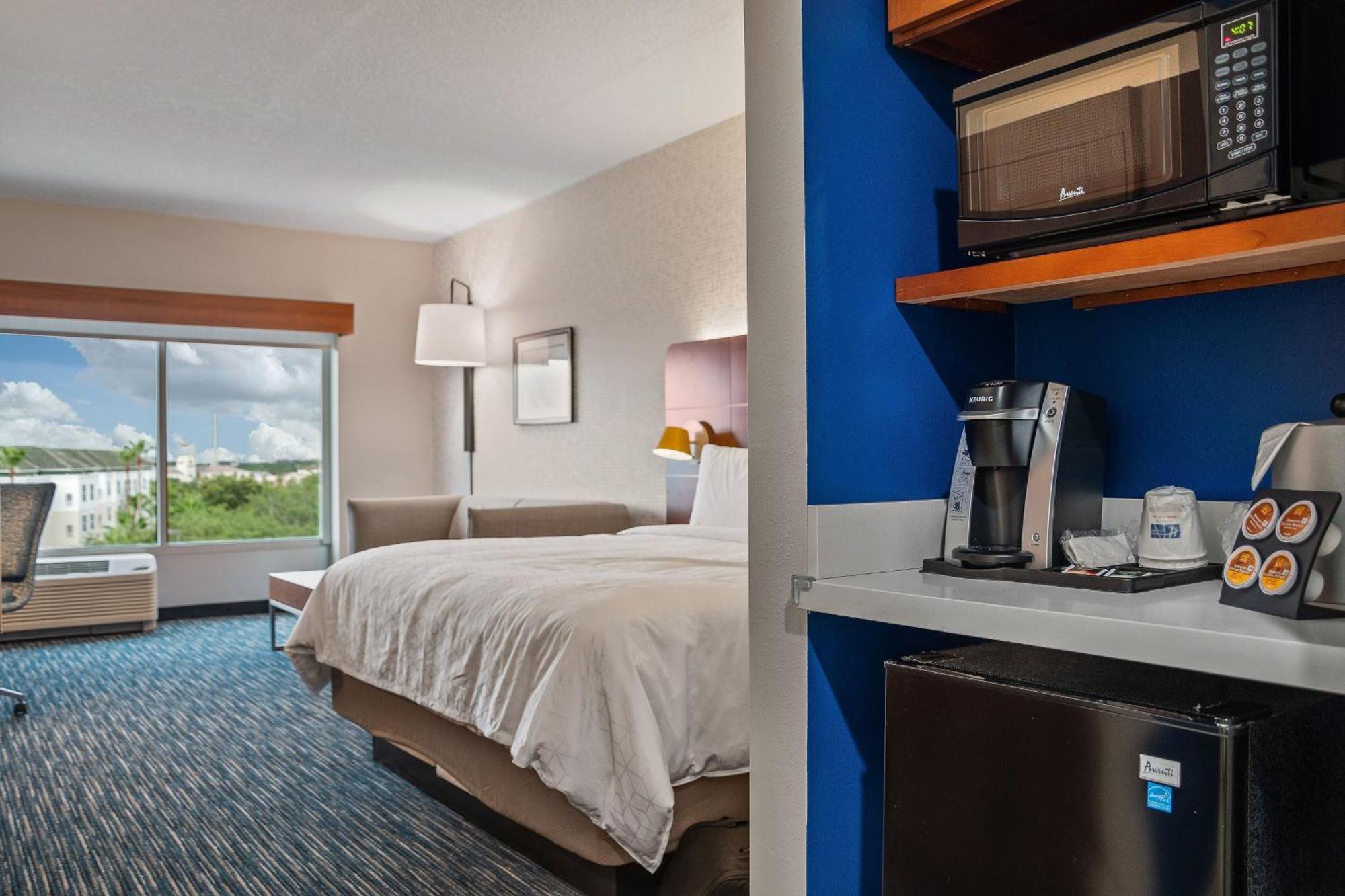 Holiday Inn Express & Suites Orlando- Lake Buena Vista By Ihg Eksteriør bilde