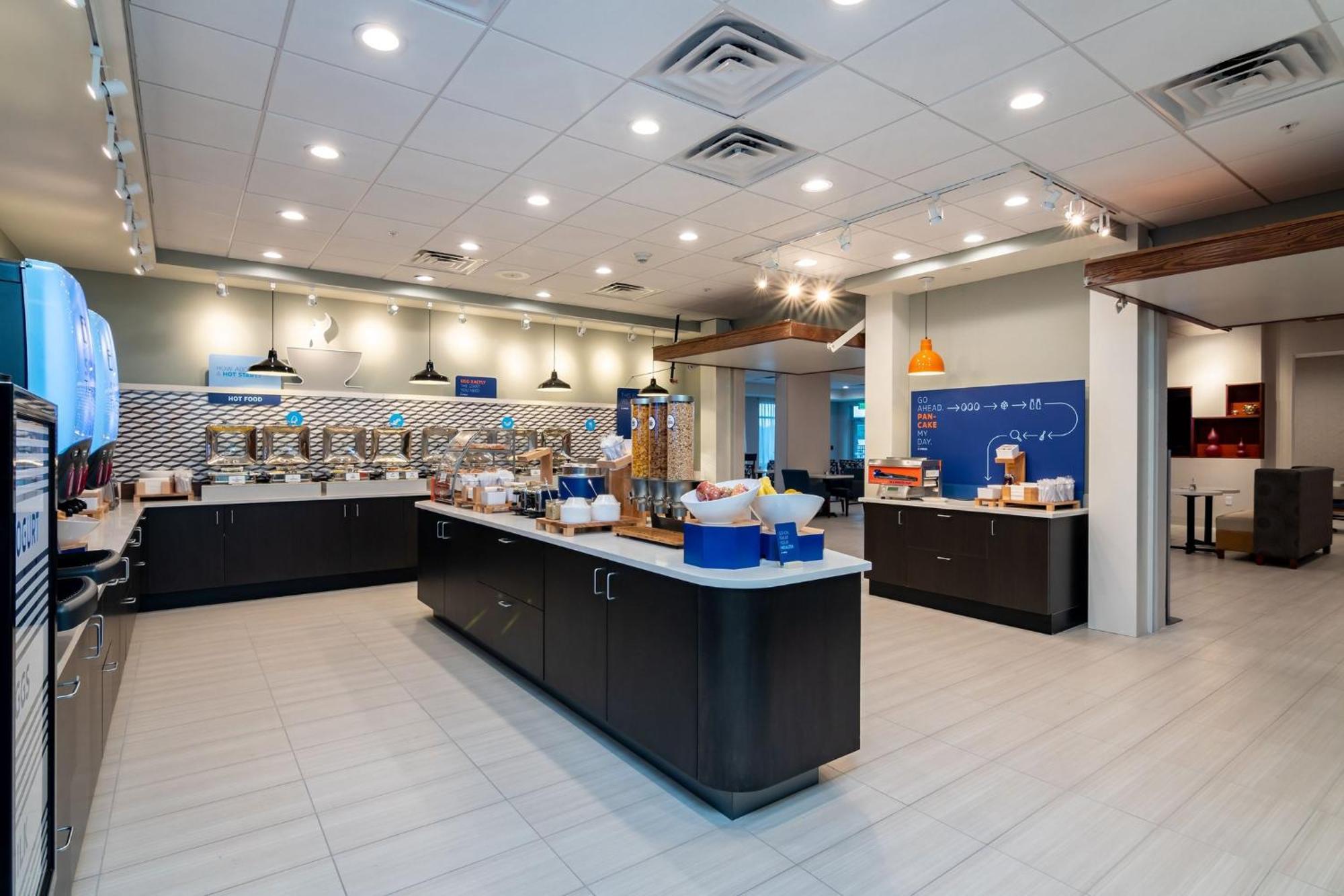 Holiday Inn Express & Suites Orlando- Lake Buena Vista By Ihg Eksteriør bilde
