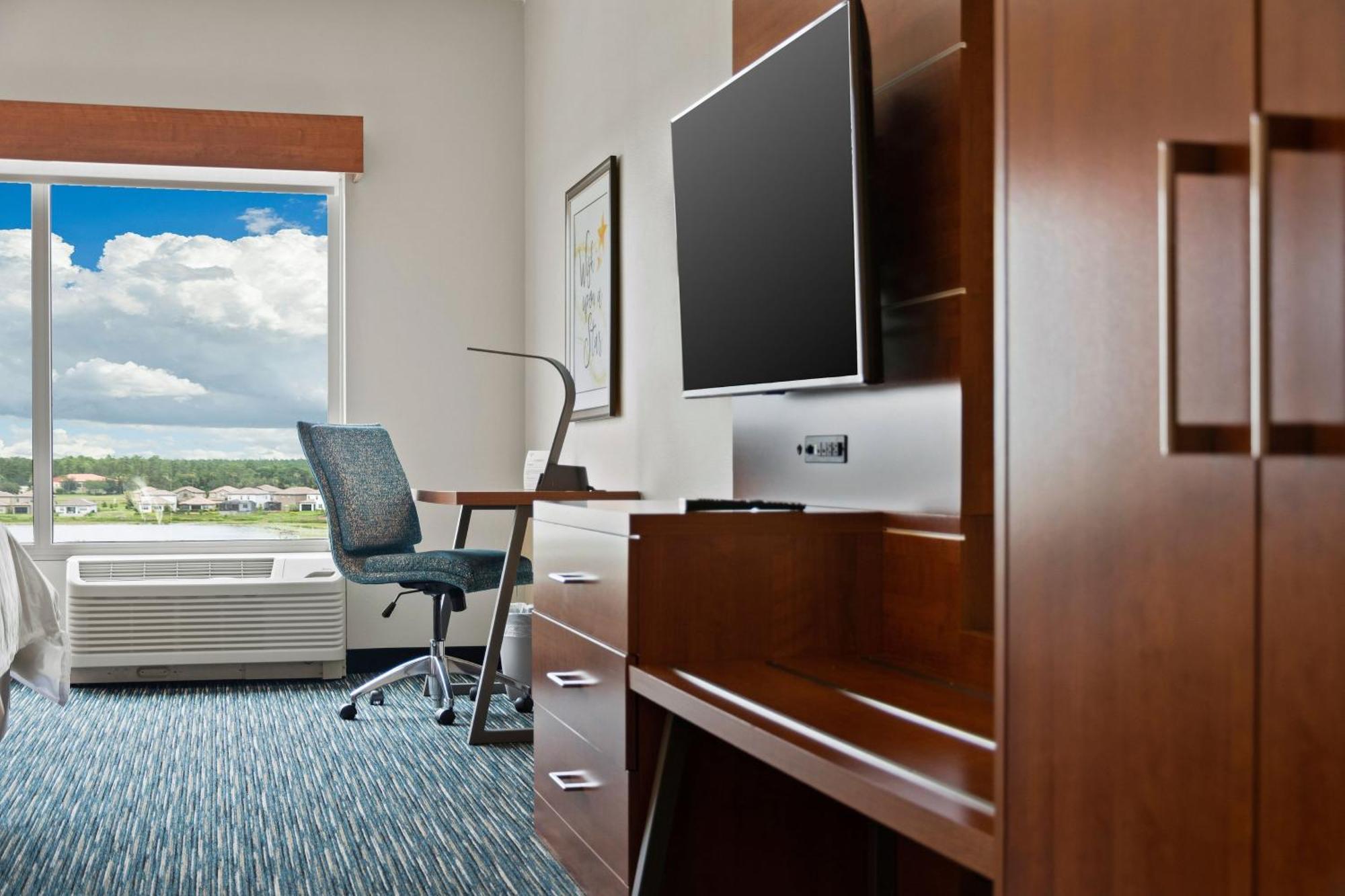 Holiday Inn Express & Suites Orlando- Lake Buena Vista By Ihg Eksteriør bilde