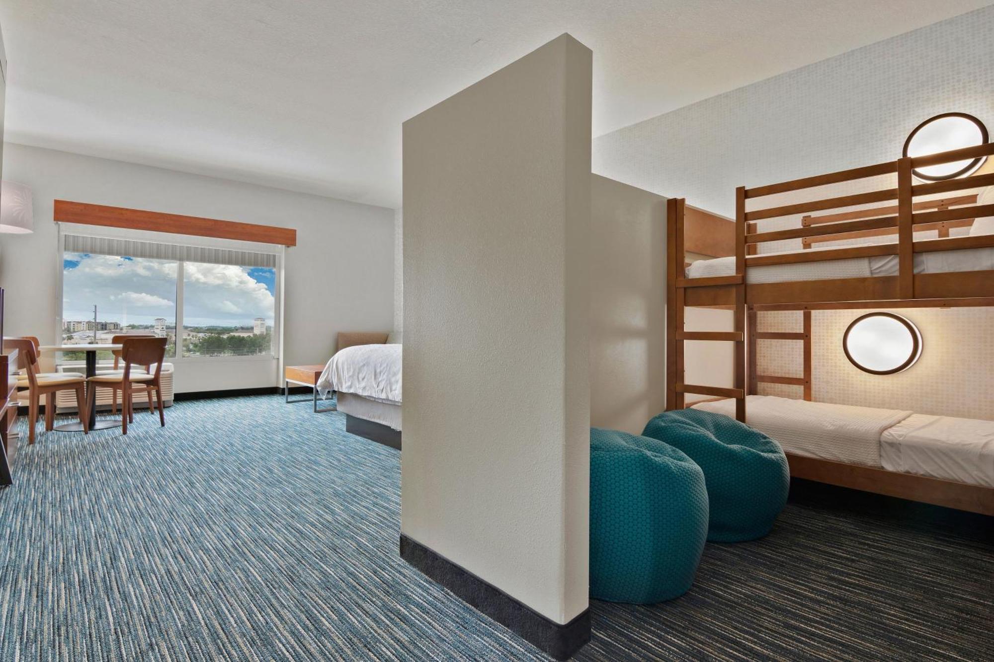 Holiday Inn Express & Suites Orlando- Lake Buena Vista By Ihg Eksteriør bilde