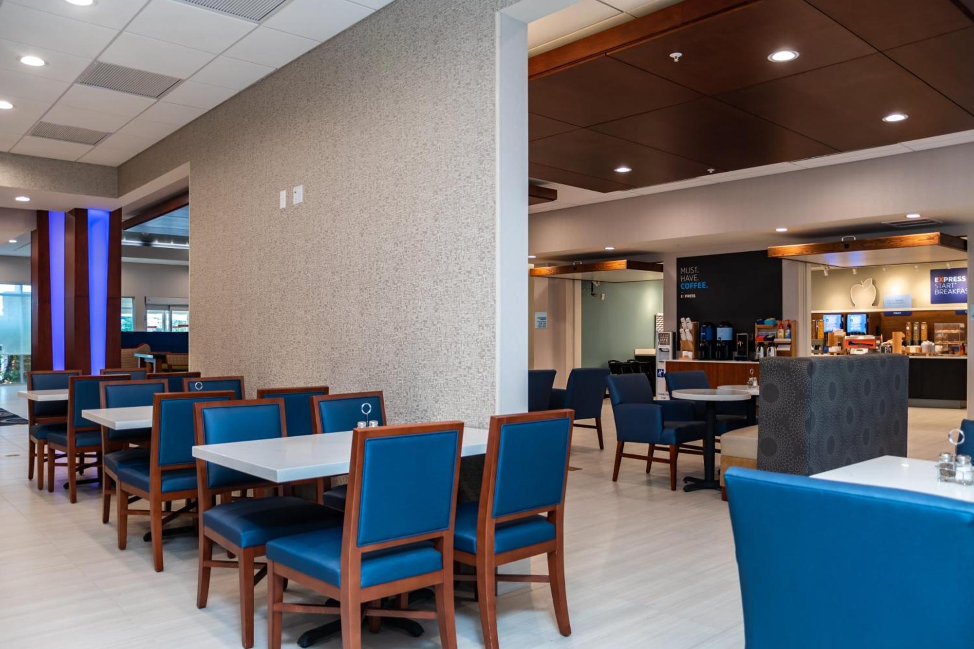 Holiday Inn Express & Suites Orlando- Lake Buena Vista By Ihg Eksteriør bilde