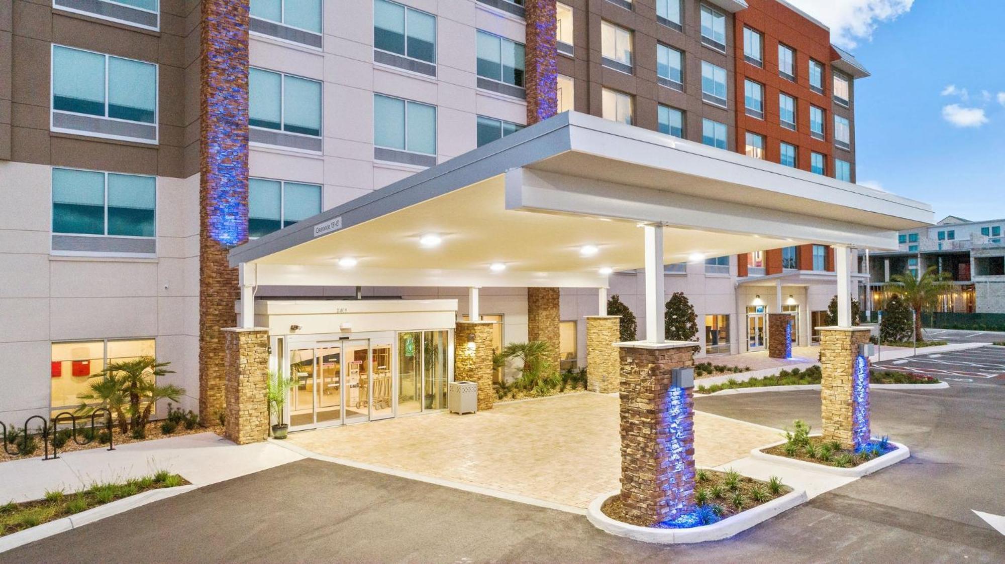 Holiday Inn Express & Suites Orlando- Lake Buena Vista By Ihg Eksteriør bilde